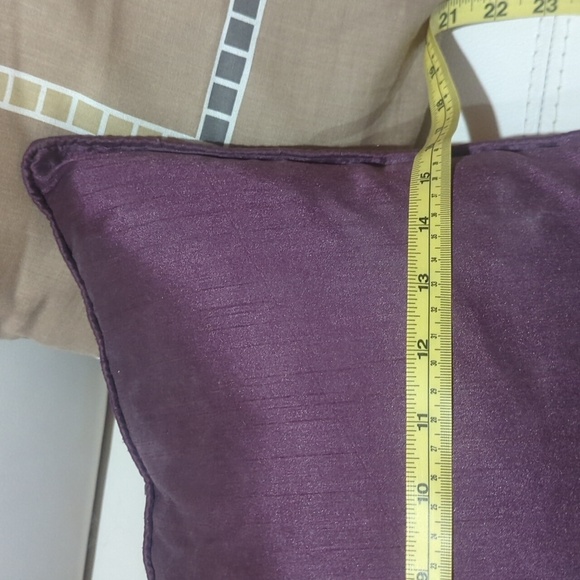 4 Purple and Brown Decorative Pillows - like new - Picture 7 of 8